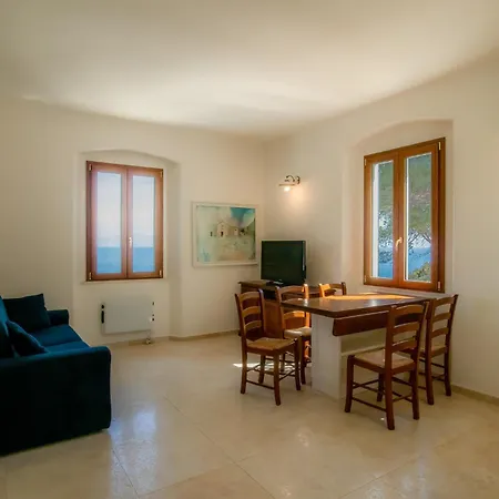 Porticciolo ريو مارينا